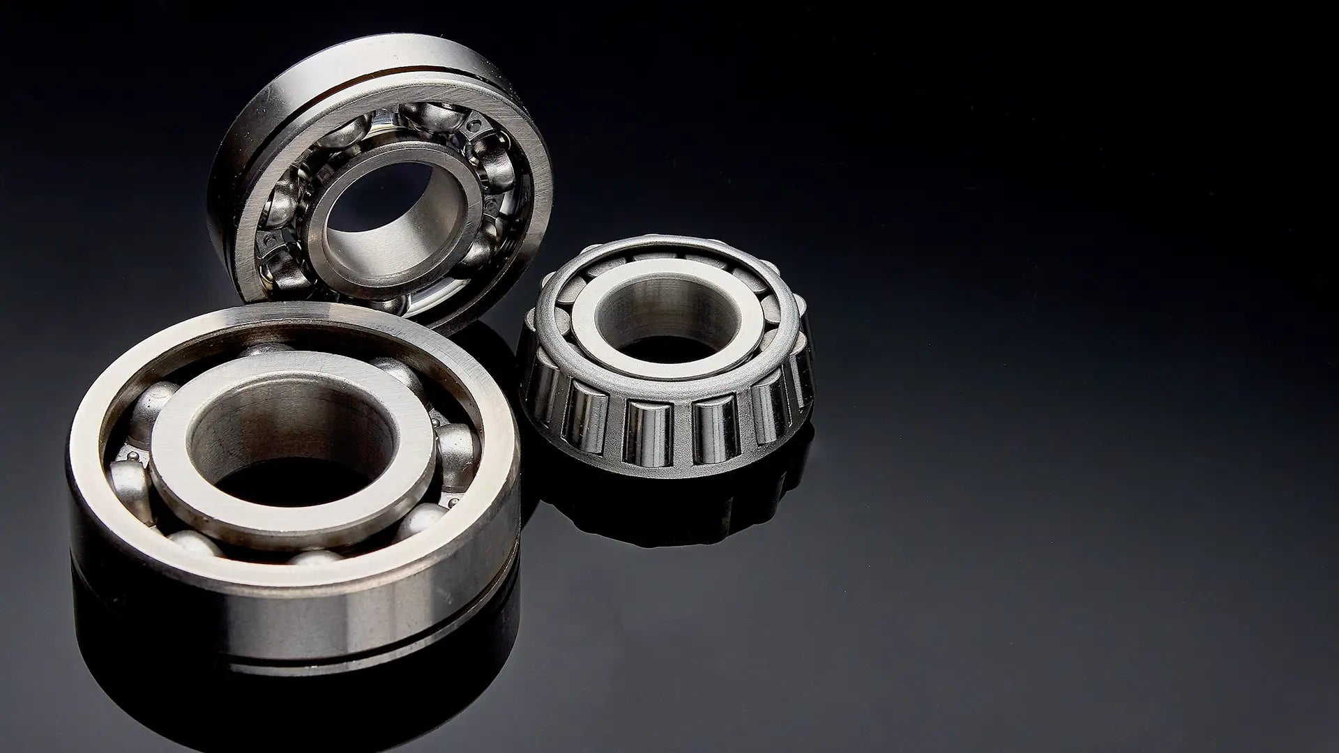 What Are Roller Bearings?